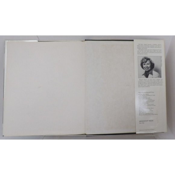 Country Style Stenciling Margaret Boyles Meredith Press ©1991 Folk Art Decor - Picture 4 of 11